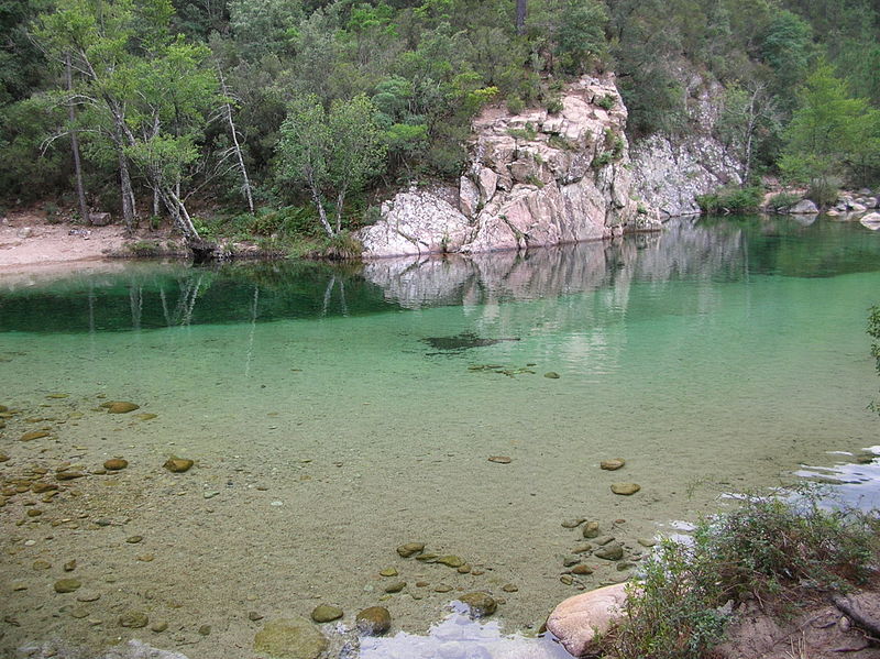 Lac en Corse du sud