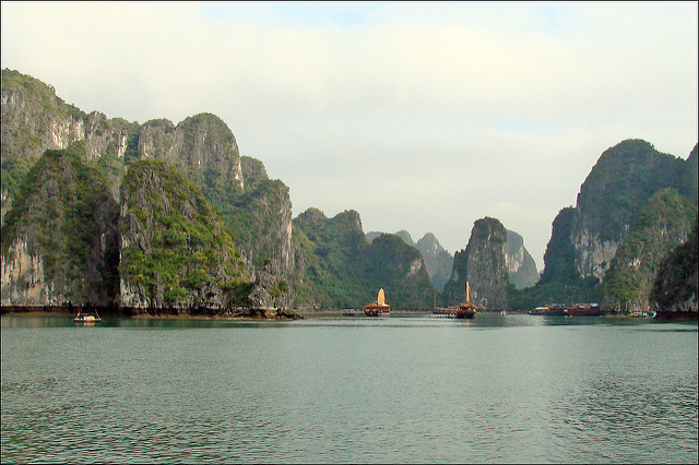 La baie d'Along au Vietnam